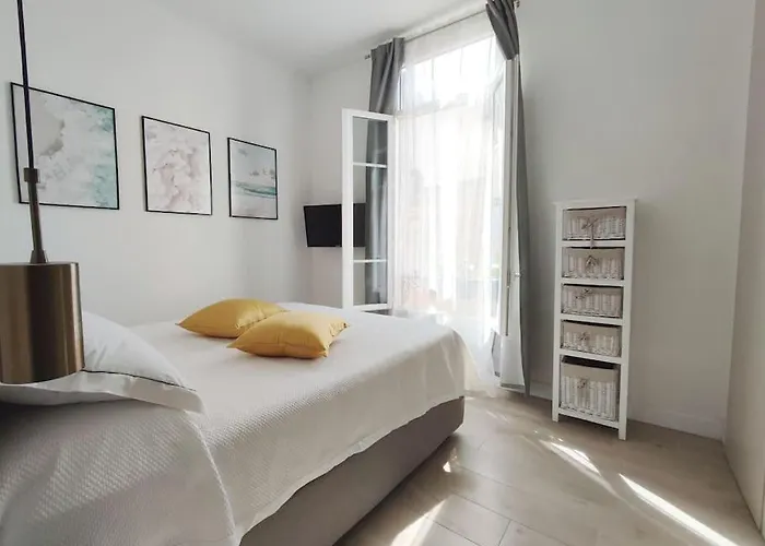 Lacamihome * Ментона